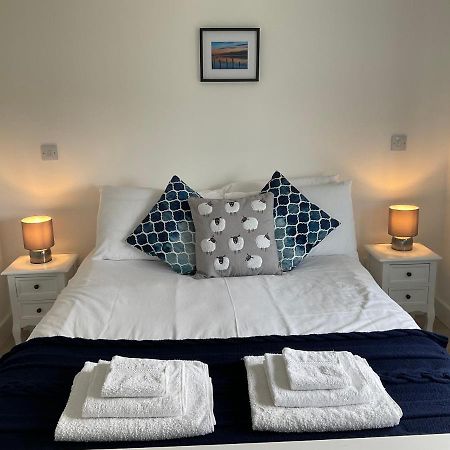 Tomax Garden Cabin Free Parking インヴァネス エクステリア 写真